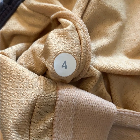 Lululemon Tank Top Size 4 With Side Pull Strings - Picture 9 of 10